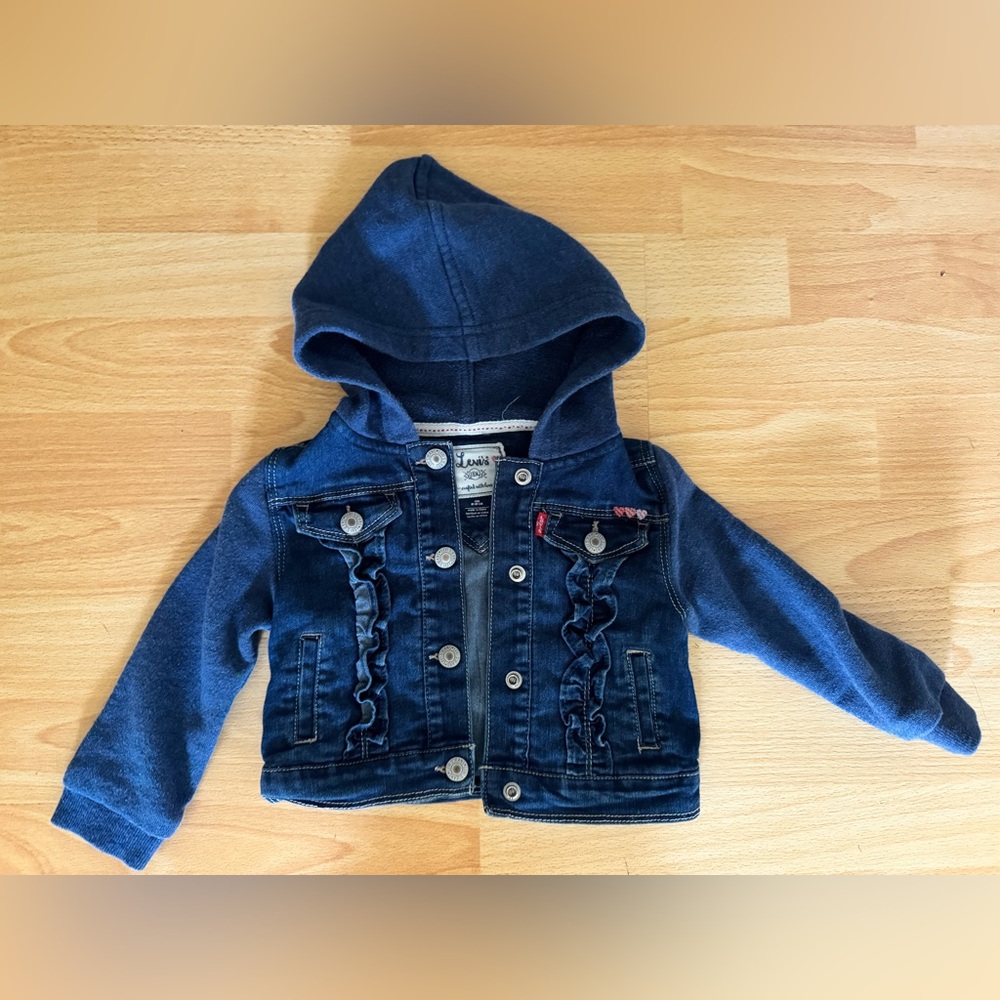 $22 Levis Baby Denim Jacket 18 months like new